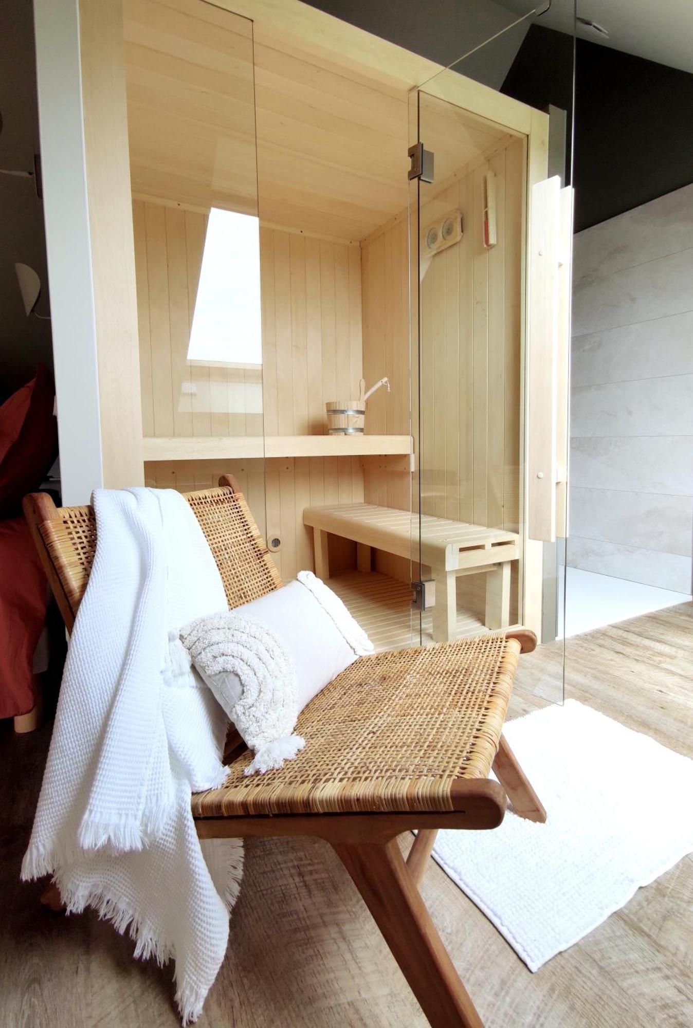 La Douce Halte - Gites Avec Spa Ou Sauna Saint-Ouen-Des-Toits ภายนอก รูปภาพ